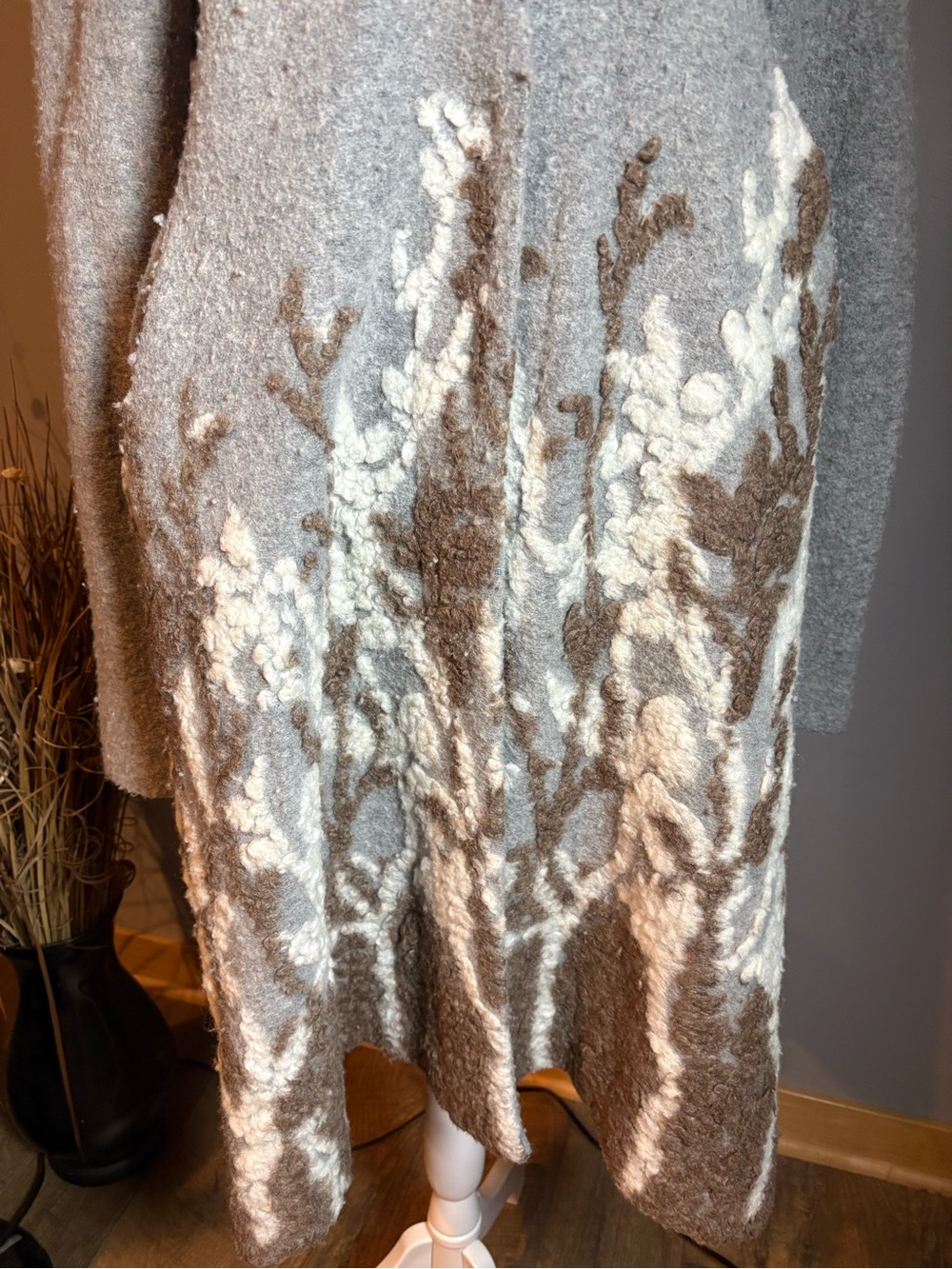 Anthropologie Angel of the North Floral Long Sweater Coat L - Picture 5 of 13